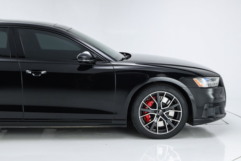 Used 2020 Audi S8 L w/ S8 Executive Package AWD/4WD image 16