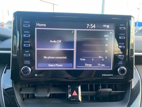 Used 2021 Toyota Corolla LE FWD image 14