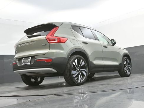 Certified 2023 Volvo XC40 B5 Plus w/ Driver Assist Package image 35