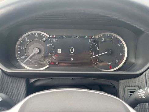 Used 2023 Land Rover Discovery S R-Dynamic image 22