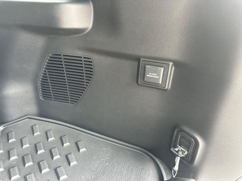 Used 2025 Lexus GX 550 AWD/4WD image 18