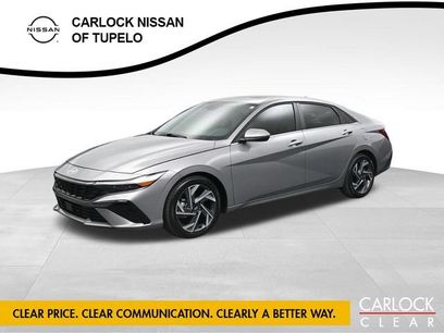 Used 2025 Hyundai Elantra Limited