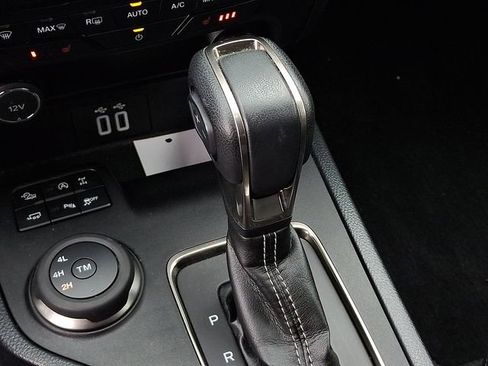 Used 2021 Ford Ranger Lariat w/ Equipment Group 501A High image 14