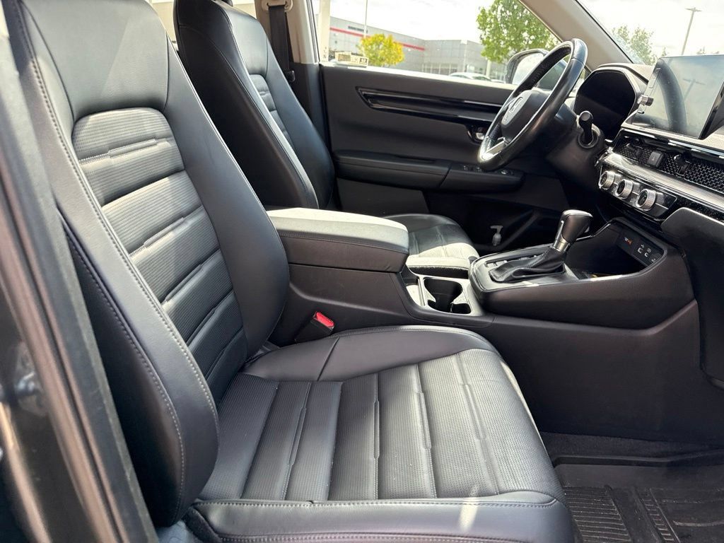 Used 2023 Honda CR-V EX-L image 16
