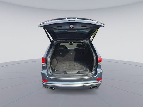 Used 2019 Jeep Grand Cherokee Limited X image 28