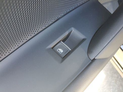 New 2025 Audi Q5 Premium Plus image 18