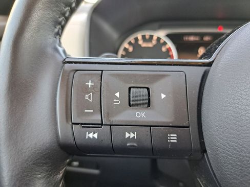 Used 2023 Nissan Rogue SV w/ SV Premium Package image 14