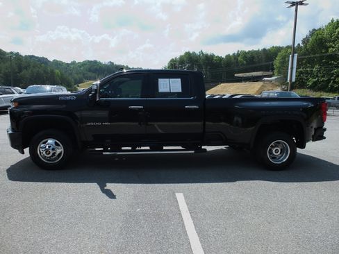 Used 2023 Chevrolet Silverado 3500 High Country w/ LPO, Hitch Package AWD/4WD image 6