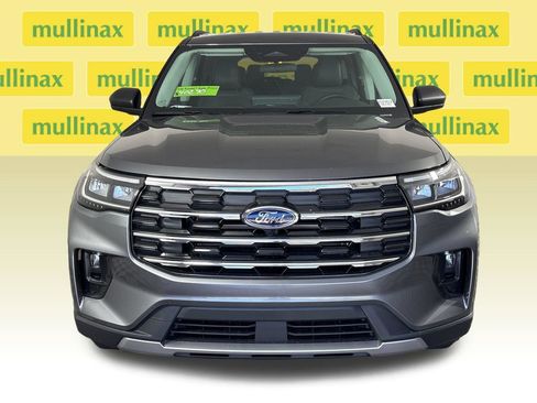New 2026 Ford Explorer Active w/ Active Comfort Package RWD image 15