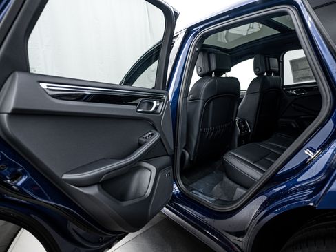 New 2025 Porsche Macan S image 22