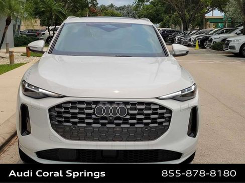 Certified 2025 Audi Q5 Premium w/ Premium Plus AWD/4WD image 3