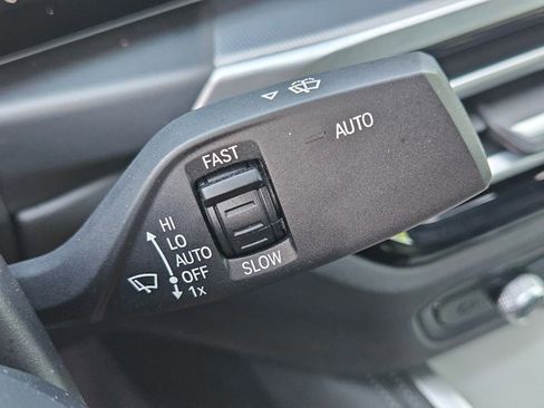 Used 2024 BMW M440i Coupe w/ Premium Package RWD image 16