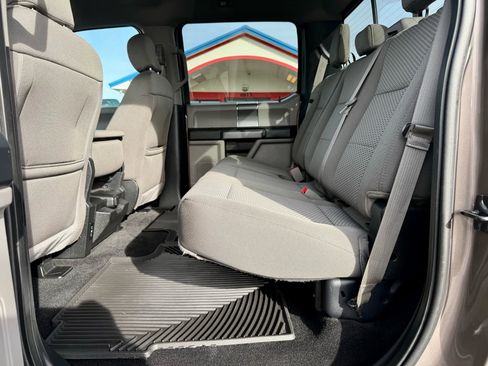 Used 2018 Ford F150 XLT w/ Equipment Group 302A Luxury image 15