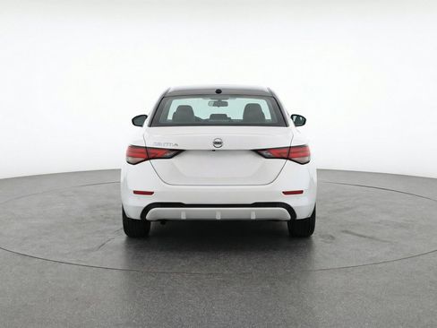 Used 2025 Nissan Sentra SV FWD image 7