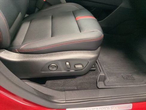 Used 2026 Chevrolet Traverse RS w/ LPO, Floor Liner Package AWD/4WD image 19