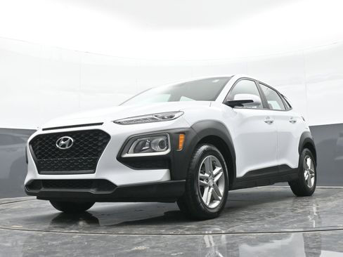 Used 2020 Hyundai Kona SE image 43