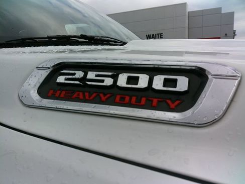 Used 2022 RAM 2500 Tradesman image 9