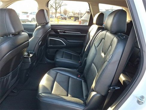 Used 2023 Kia Telluride S w/ S Sunroof Package image 11