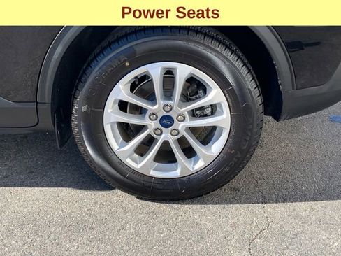 Used 2020 Ford Escape SE image 9