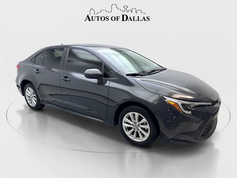 Used 2024 Toyota Corolla LE w/ LE Convenience Package FWD image 4