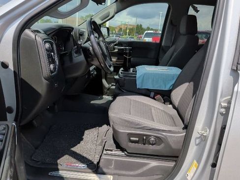 Used 2020 Chevrolet Silverado 1500 LT w/ All-Star Edition AWD/4WD image 3