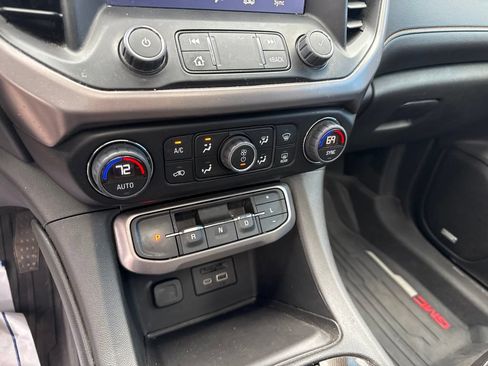 Used 2023 GMC Acadia AT4 w/ Technology Package AWD/4WD image 29