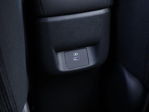 New 2025 Nissan Versa SR w/ Trunk Package image 20