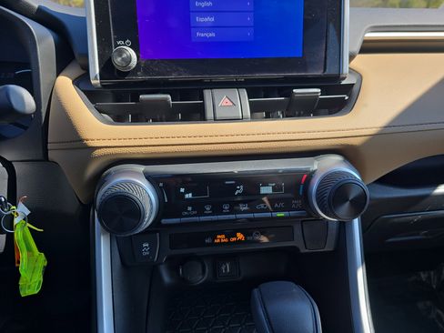 Used 2023 Toyota RAV4 LE image 20