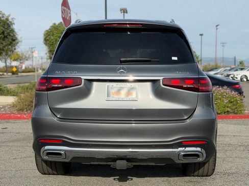 Used 2025 Mercedes-Benz GLS 450 4MATIC image 9
