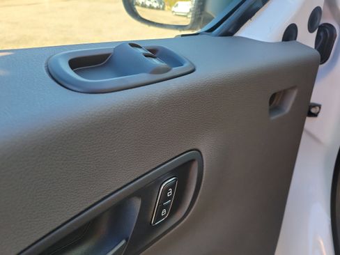 New 2026 Ford Transit 250 148 Medium Roof image 17