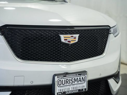 Used 2020 Cadillac XT6 Sport w/ Platinum Package AWD/4WD image 15