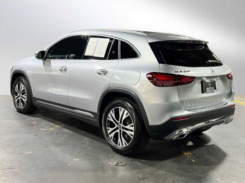 Certified 2025 Mercedes-Benz GLA 250 4MATIC image 5