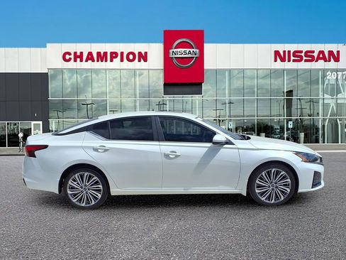 New 2026 Nissan Altima 2.5 SV w/ SV Premium Package image 7