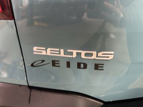 New 2026 Kia Seltos S image 16