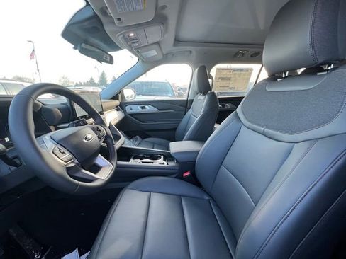 New 2026 Ford Explorer Active w/ Active Comfort Package image 11