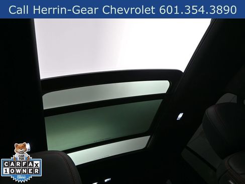 Used 2024 Chevrolet Traverse RS image 26