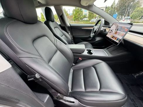Used 2023 Tesla Model 3 Standard Range RWD image 8
