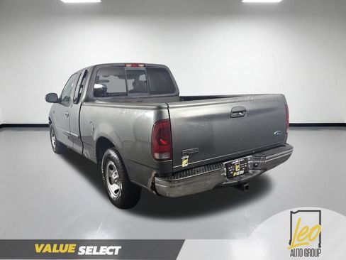 Used 2003 Ford F150 XLT RWD image 4