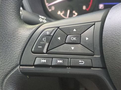 Used 2024 Nissan Altima 2.5 S FWD image 19