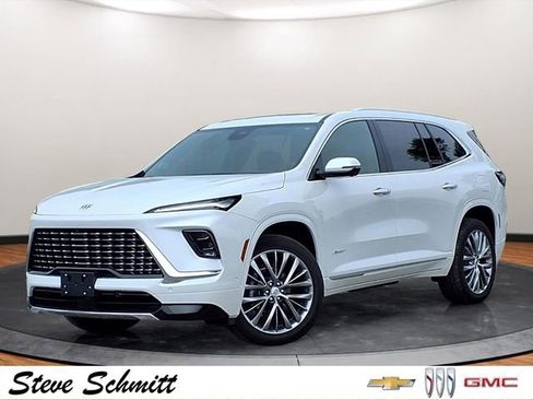 Certified 2025 Buick Enclave Avenir w/ Super Cruise Package AWD/4WD image 1