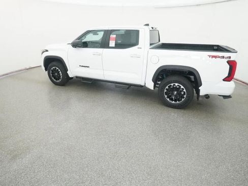 New 2026 Toyota Tundra SR5 image 4