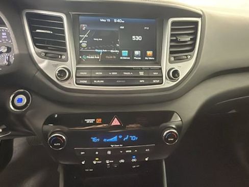 Used 2017 Hyundai Tucson SE Plus AWD/4WD image 24