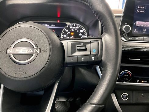 Certified 2023 Nissan Rogue SV w/ SV Premium B Package AWD/4WD image 24