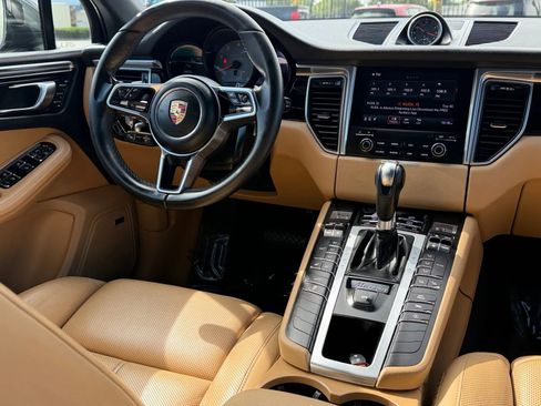 Used 2018 Porsche Macan S AWD/4WD image 15