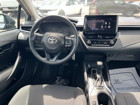 Used 2023 Toyota Corolla LE FWD image 7
