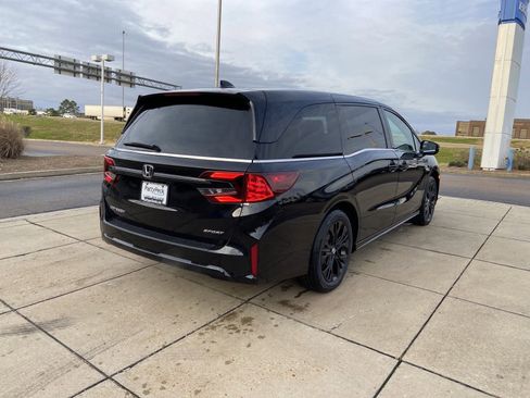 New 2026 Honda Odyssey Sport-L image 10