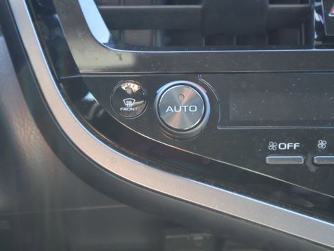 Used 2024 Toyota Camry SE image 26