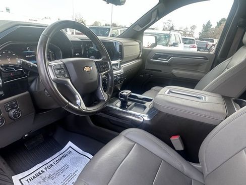 Used 2022 Chevrolet Silverado 1500 LTZ w/ LTZ Premium Package image 13
