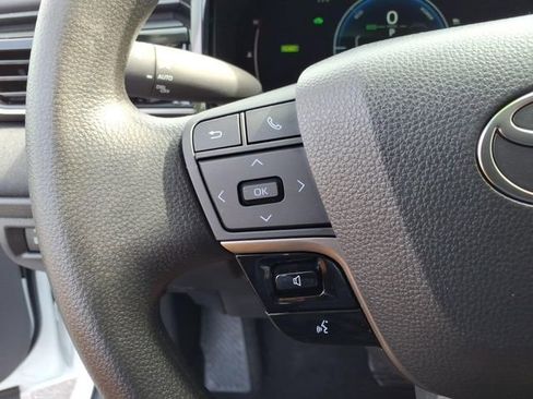 Used 2025 Toyota Camry LE w/ Convenience Package FWD image 23