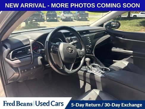 Used 2019 Toyota Camry XSE FWD image 13